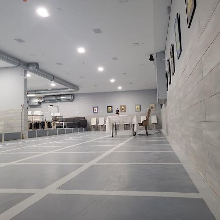 Betariel'Com Akh University Wiedeń Zewnętrze zdjęcie